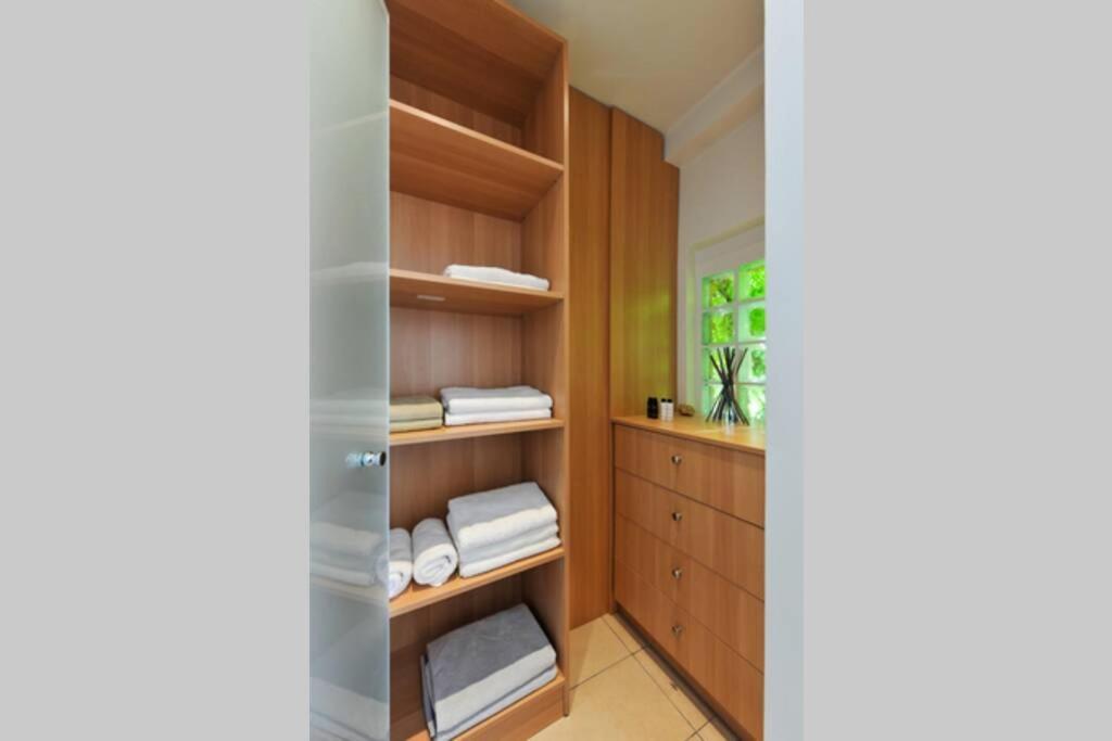 Wonderful Eco Friendly Villa Augustine Ampelo エクステリア 写真