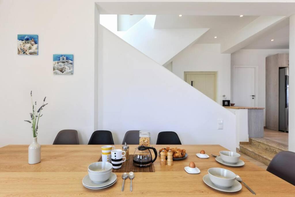 Wonderful Eco Friendly Villa Augustine Ampelo エクステリア 写真