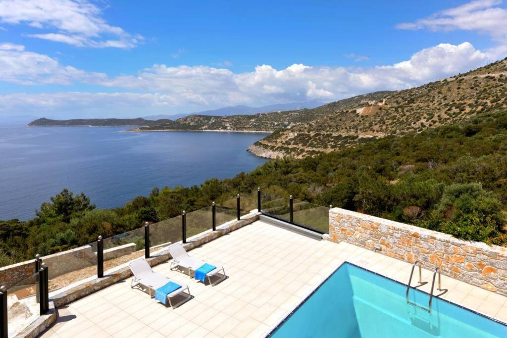 Wonderful Eco Friendly Villa Augustine Ampelo エクステリア 写真