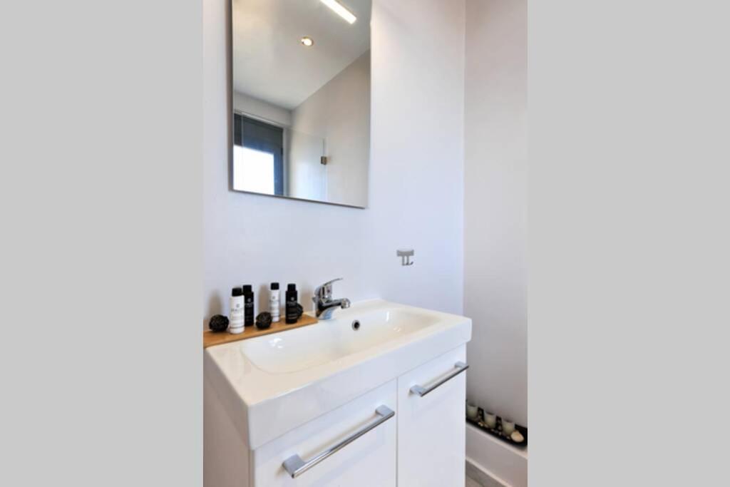 Wonderful Eco Friendly Villa Augustine Ampelo エクステリア 写真