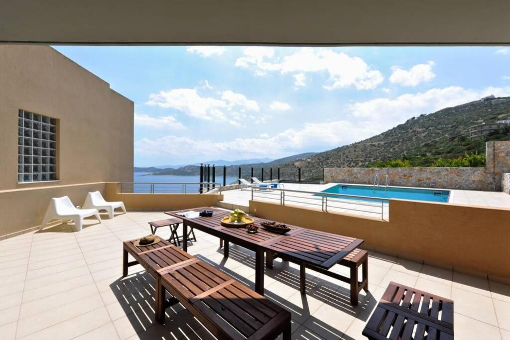 Wonderful Eco Friendly Villa Augustine Ampelo エクステリア 写真